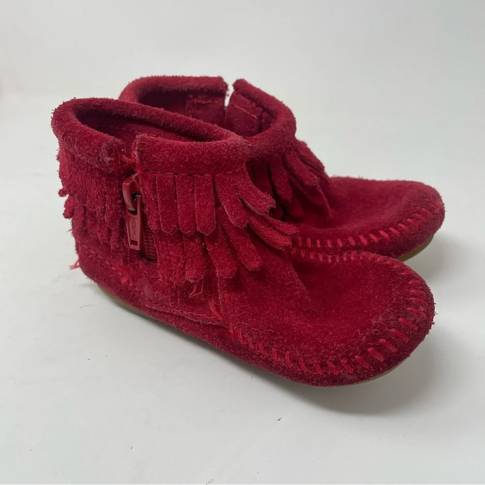Minnetonka Fringe Moccasin Booties Size 6 Raspberry Red - Picture 3 of 8
